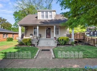 213 Oak St NE, Decatur, AL 35601