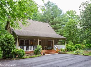 131 Yuletide Ln, Sylva, NC 28779