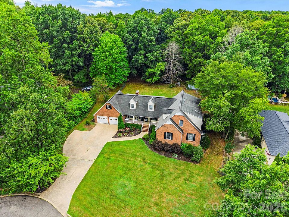 1st image of 110 Jason Dr