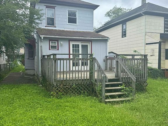 3rd image of 1115 S Main St