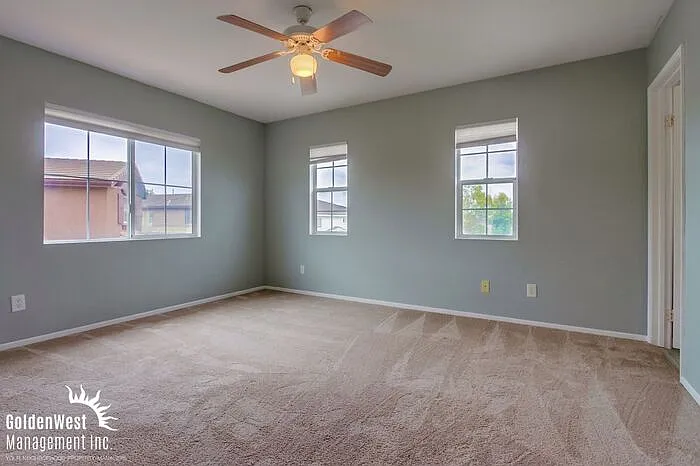 1002 Greenway Rd — Photo 12