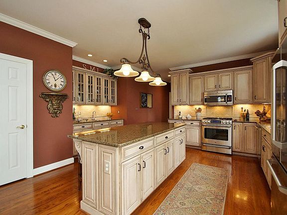 5th image of 749 Park Way Ave #25