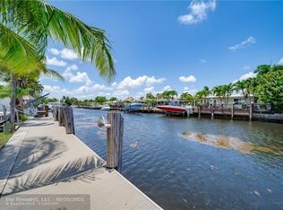 271 SE 11th St, Pompano Beach, FL 33060