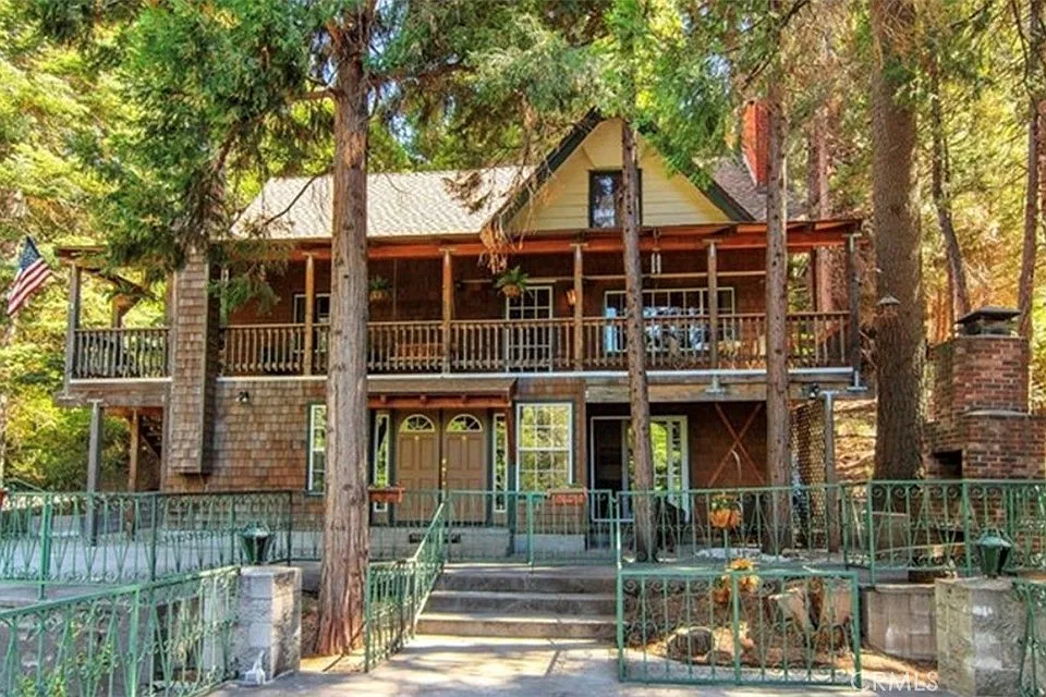 359 Kuffel Canyon Rd