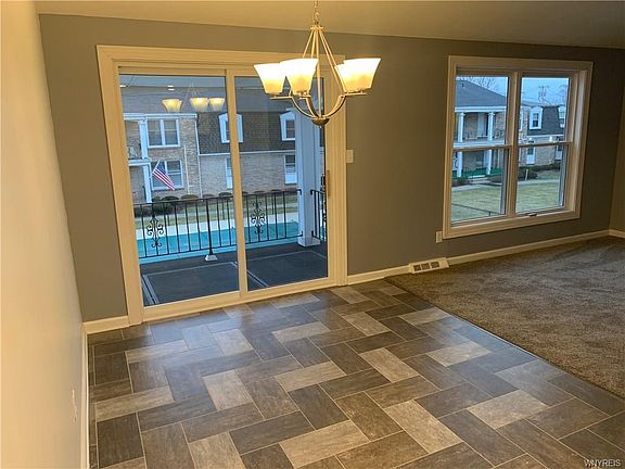 5th image of 75 Henel Ave APT 7