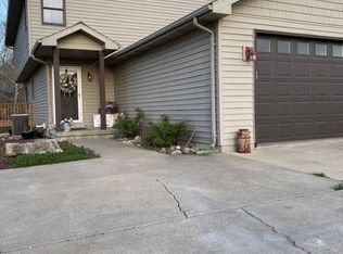 196 Harts Prairie Rd, Franklin, IL 62638