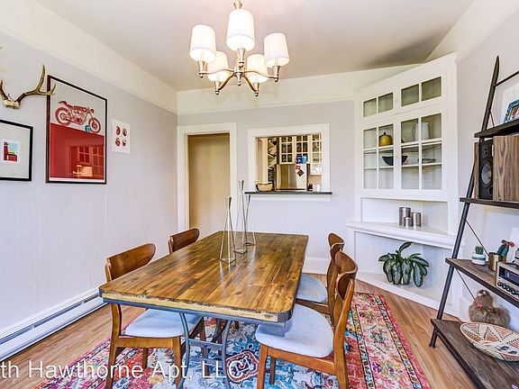 4th image of 349 16th Ave E #6105279
