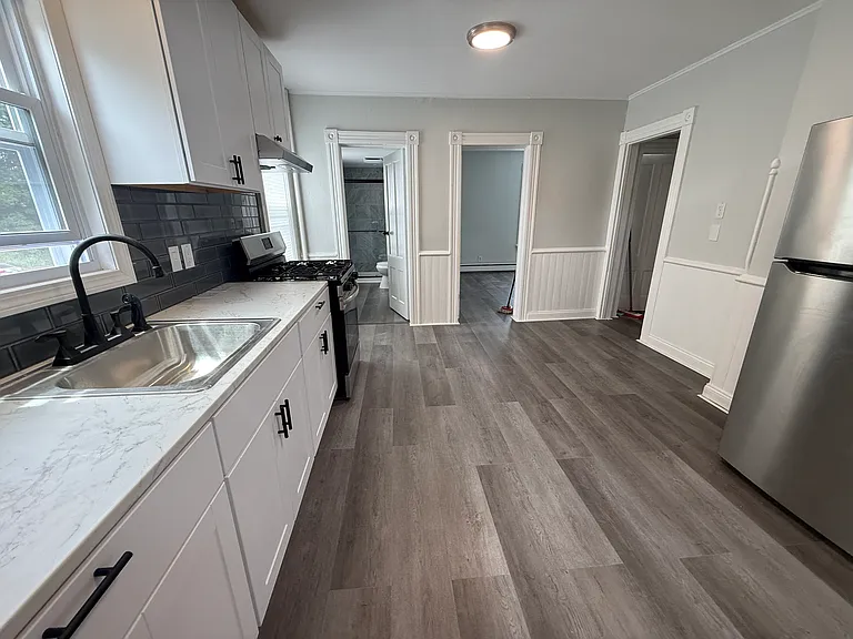 Kitchen Additional pic