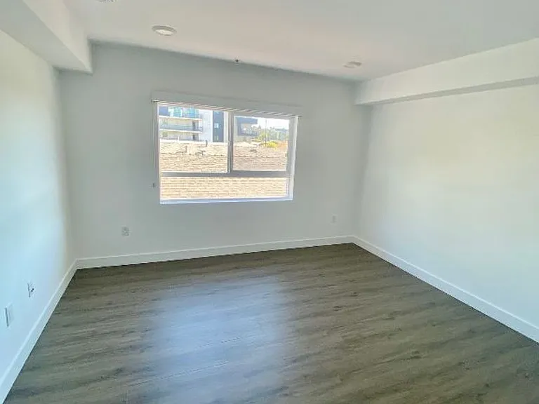 5455 Inglewood Blvd — Photo 6