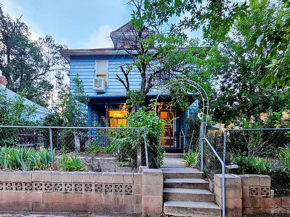1st image of 907 W 13th St