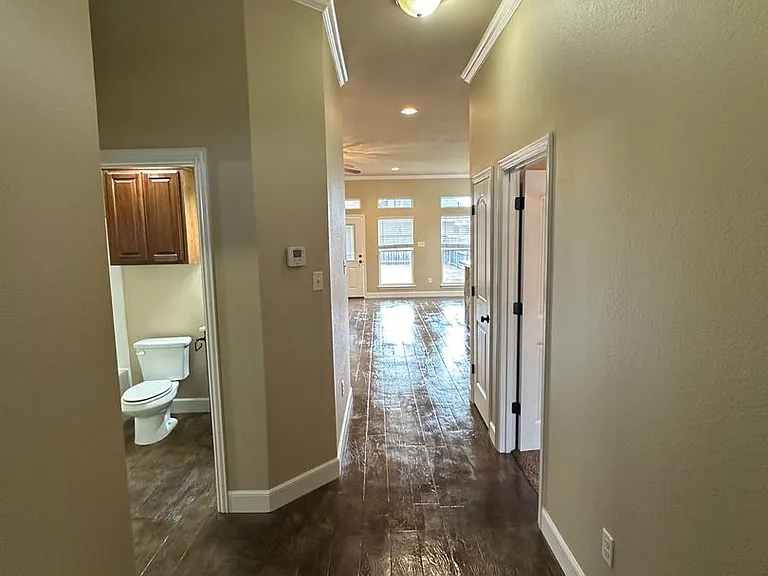 3820 Carrera Ln — Photo 8