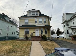 922 Kenyon Ave, Plainfield, NJ 07060