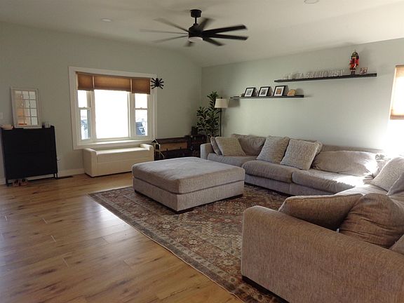 3rd image of 1804 Walnut St