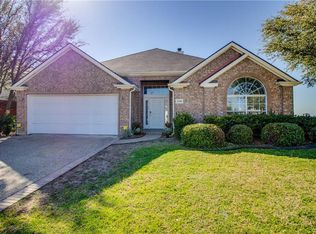 2740 Cowboy Trl, Little Elm, TX 75068