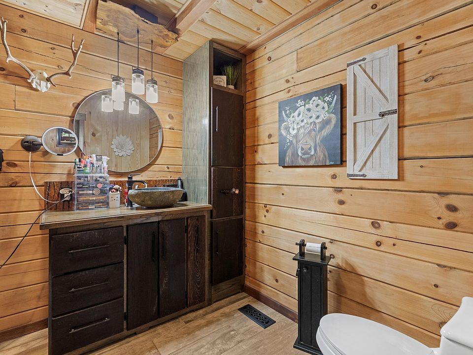 25th image of this home