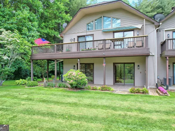 673 Overlook Way #J, Sky Valley, GA 30537