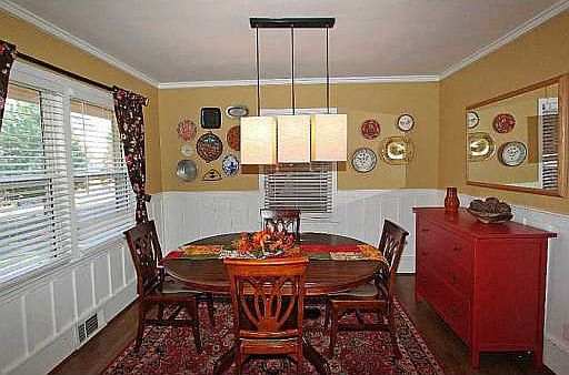 5th image of 2488 Ball Park Dr