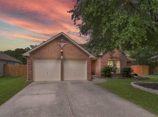 26002 Oakridge Forest Ln, Spring, TX 77386