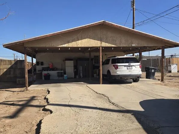 712 N C St, Imperial, CA 92251