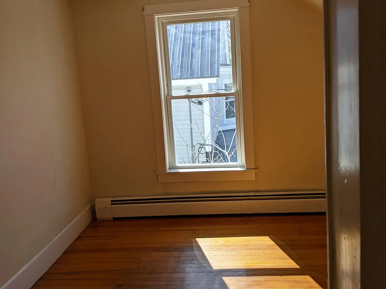 24 Strout St — Photo 13
