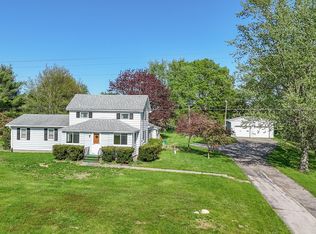 60379 Dailey Rd, Dowagiac, MI 49047