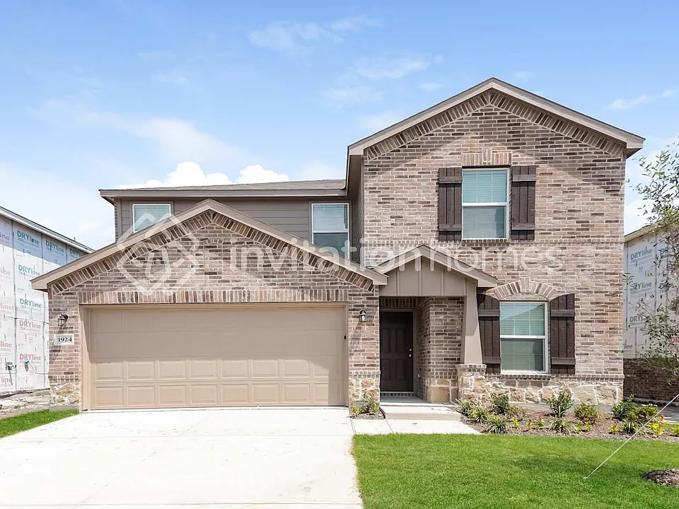 1924 Cherry Bark Ln