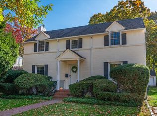 3168 Elm Pl, Wantagh, NY 11793