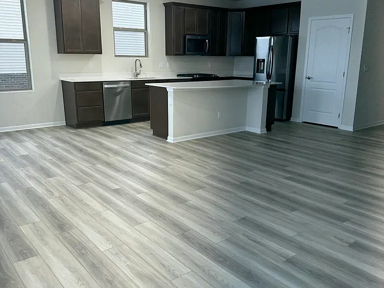 719 W Spaniel Dr — Photo 25