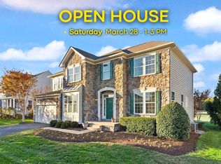 42222 Cameron Parish Dr, Ashburn, VA 20148