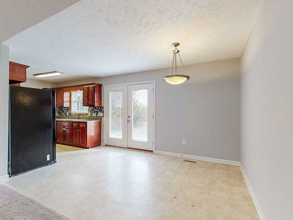 5th image of 5009 Ginger Ct
