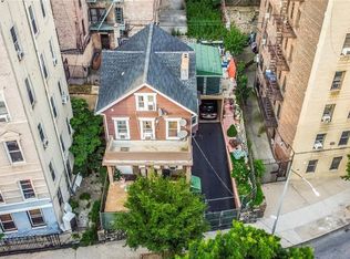 347 E 195th St, Bronx, NY 10458