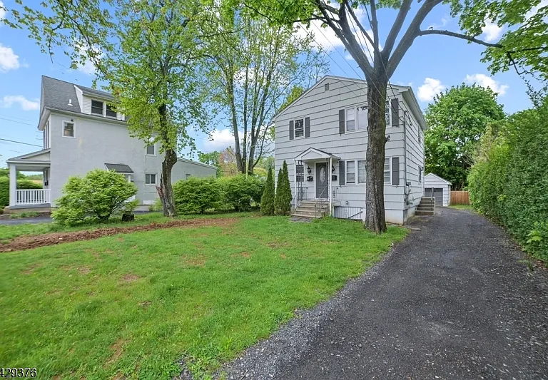 59 Bernards Ave #A — Photo 3
