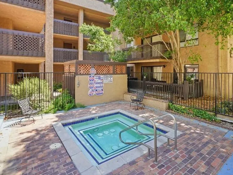 22100 Burbank Blvd #333D — Photo 11