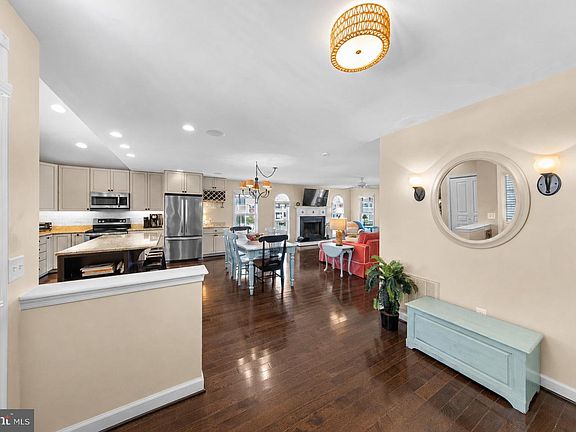4th image of 138 Bayshore Dr