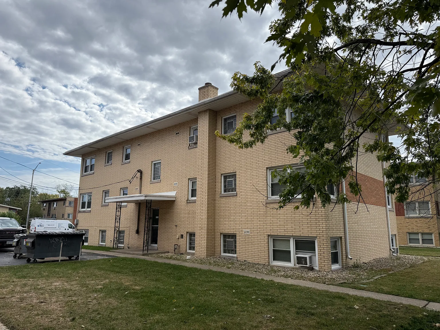 18422 Torrence Ave APT 4 photo 1