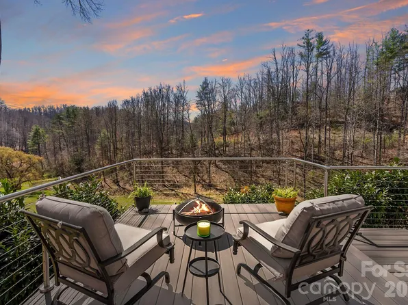 404 Amanda Dr, Mars Hill, NC 28754