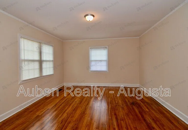 1430 Jackson Rd — Photo 4