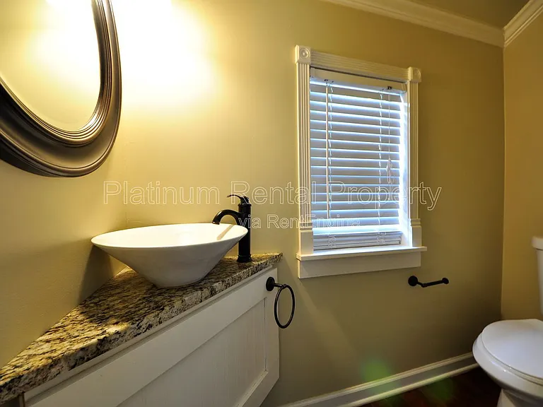 2198 Goodwood Blvd SE — Photo 18
