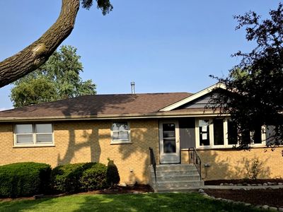 7447 Beloit Ave, Bridgeview, IL, 60455