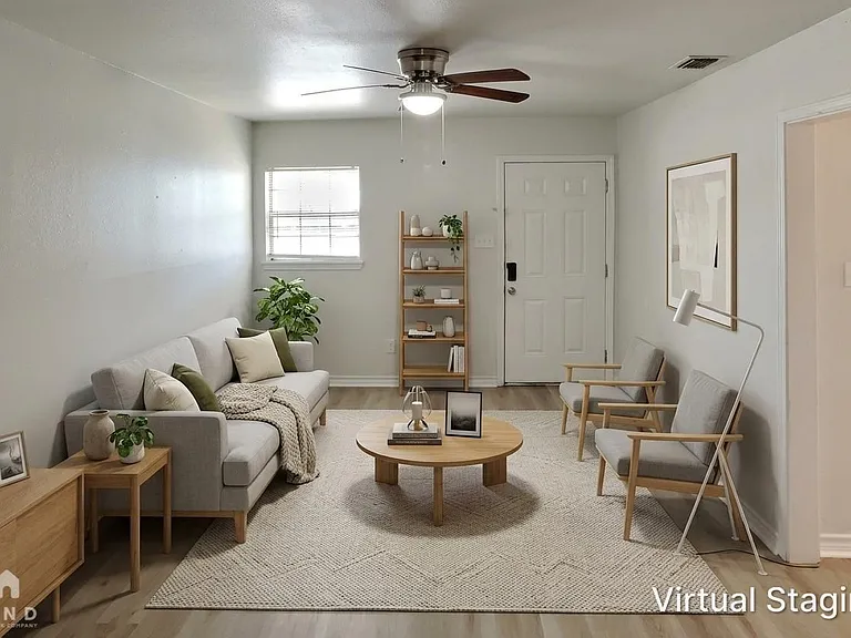 1721 Whiting Dr — Photo 2