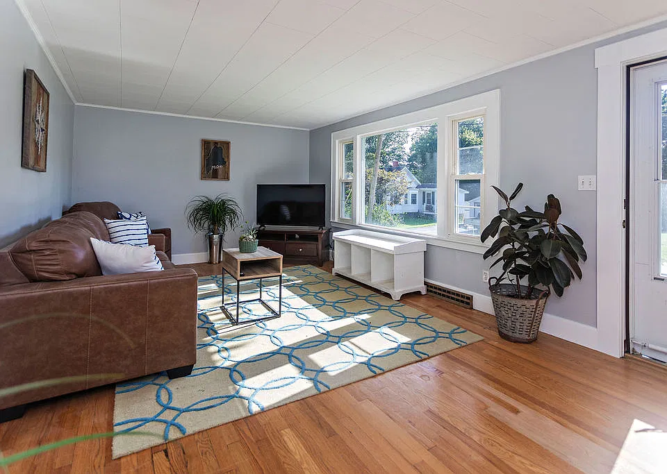 63 Spurwink Ave