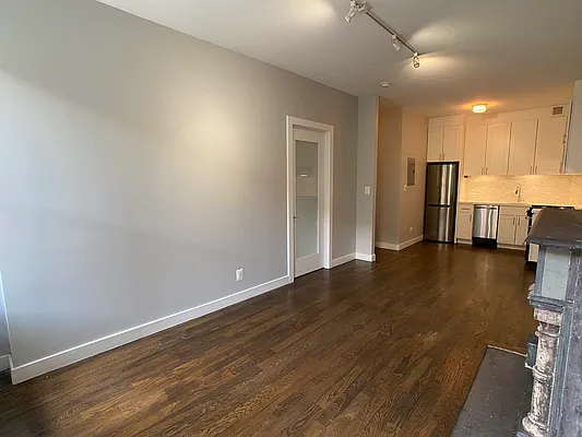 Rented by Tourma Realty LLC | media 12