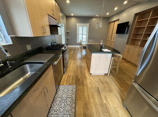 295 Windsor St APT 3, Cambridge, MA 02139