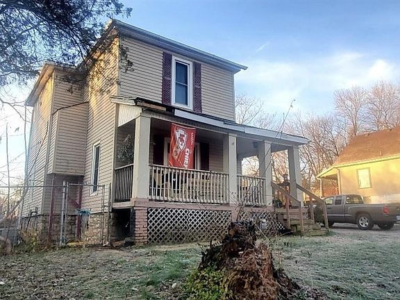 3rd image of 1209 Pacific Ave