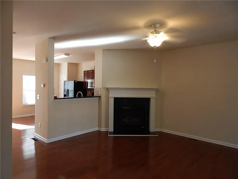 2199 Landing Walk Dr — Photo 21