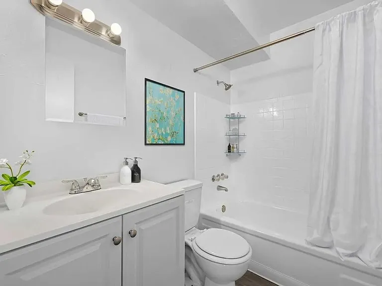 730 Mather St — Photo 13