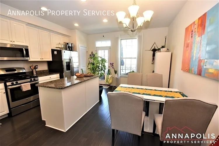 7737 Duncannon Ln — Photo 2