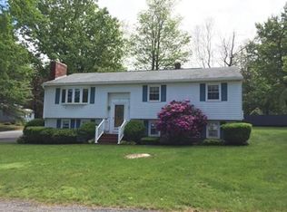 51 Hawthorne Rd, Leominster, MA 01453