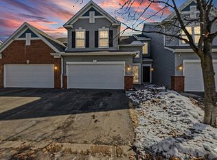 343 Heritage Trl, Circle Pines, MN 55014