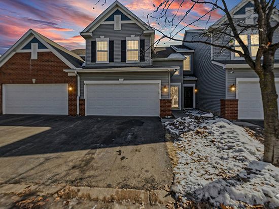 343 Heritage Trl, Circle Pines, MN 55014